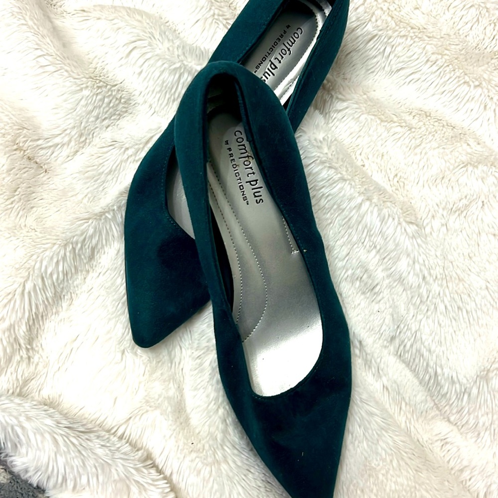 Super Cute Suede Heels